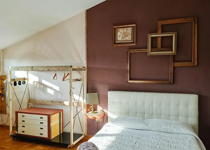 Sweet Emily Montelupo Fiorentino